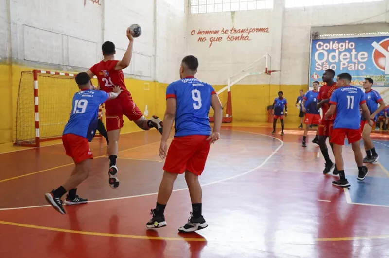 A competição reuniu 10 times de diversos municípios do Rio