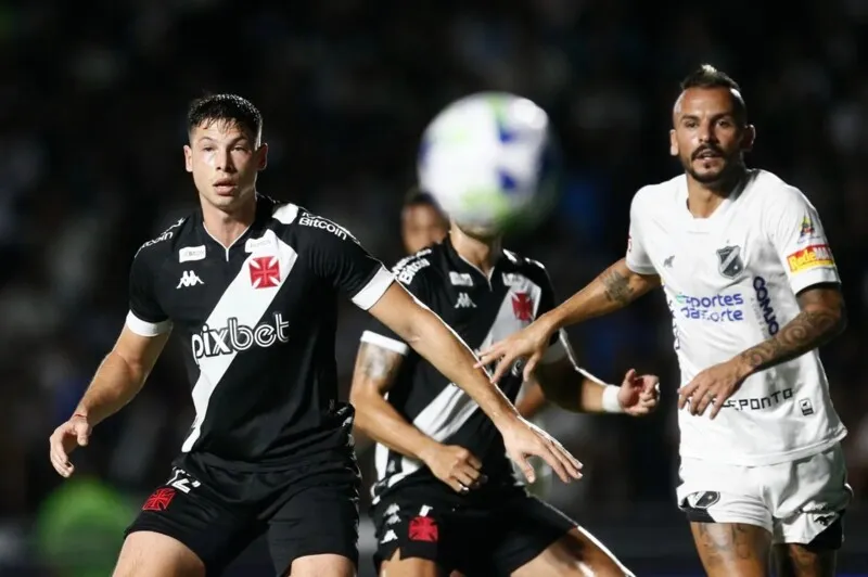 Em jogo ruim do Vasco, clube é eliminado na segunda fase da Copa do Brasil