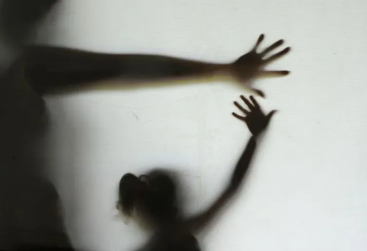 A cada cinco minutos uma mulher foi vítima de algum tipo de violência no estado