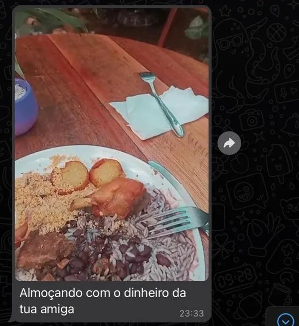 Suspeito debocha da vítima em conversa no WhatsApp