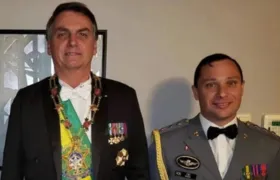 Polícia Federal faz apreensões na casa de Jair Bolsonaro