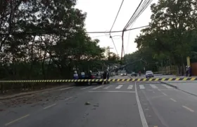 Acidente na Região Oceânica de Niterói complica o trânsito