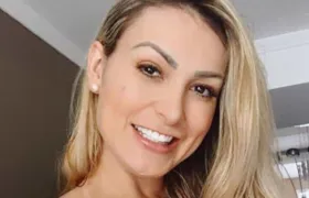 Andressa Urach fará turnê 'ousada' pelo Brasil