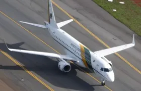 Avião que trará brasileiros de Gaza decola para o Egito