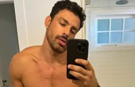 Cauã Reymond causa alvoroço em redes sociais após foto nu: “Só posso olhar”