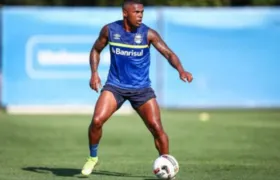 Douglas Costa tem prisão decretada por não pagar pensão alimentícia