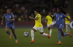 França vence Brasil e assume a ponta do grupo F do Mundial