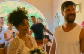 Juliana Paes é criticada por roupa usada em cerimônia de renovação de votos ‘improvisada’