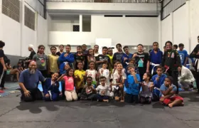 Projeto social no Apolo III realiza graduação de equipe de jiu-jitsu