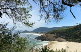 Recanto de paz em Niterói : 'mergulhe' nos encantos da Praia do Sossego