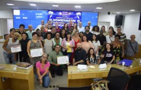 Sessão solene legislativa homenageia escritores e artistas gonçalenses