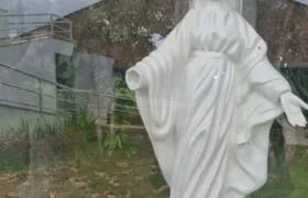 Padre lamenta vandalismo e intolerância religiosa em capela em Niterói