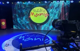 Grupo 'Caju Pra Baixo agita' a Rádio Mania ao vivo nesta terça (4)