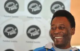 Estádio em Ruanda recebe o nome de Pelé