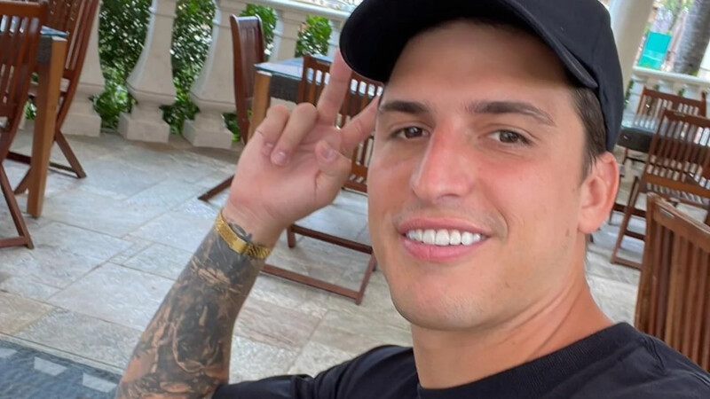 Ex Bbb Felipe Prior Assume Primeiro Namoro Aos 30 Anos O São Gonçalo