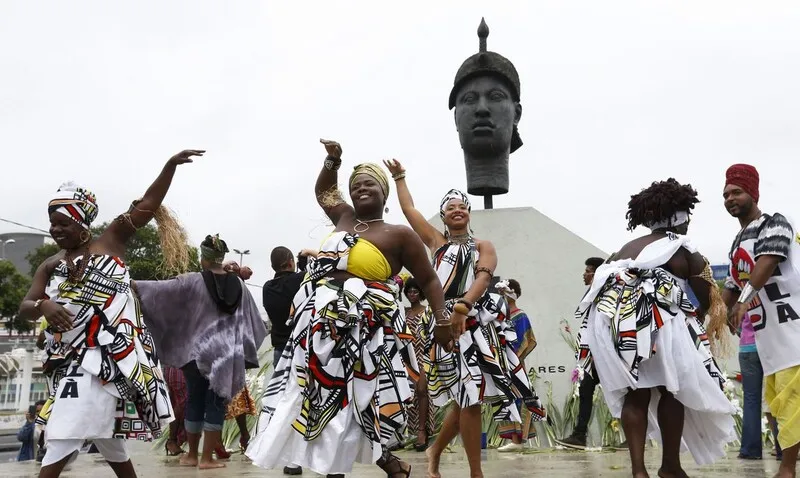 Dia da Consciência Negra é comemorado no Rio com homenagem a Zumbi