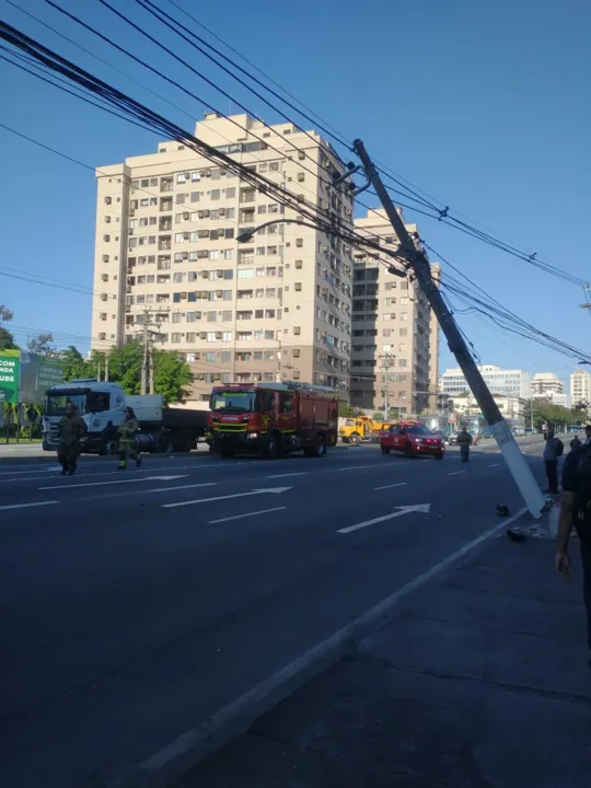 Acidente causou congestionamento e complicações no tráfego local