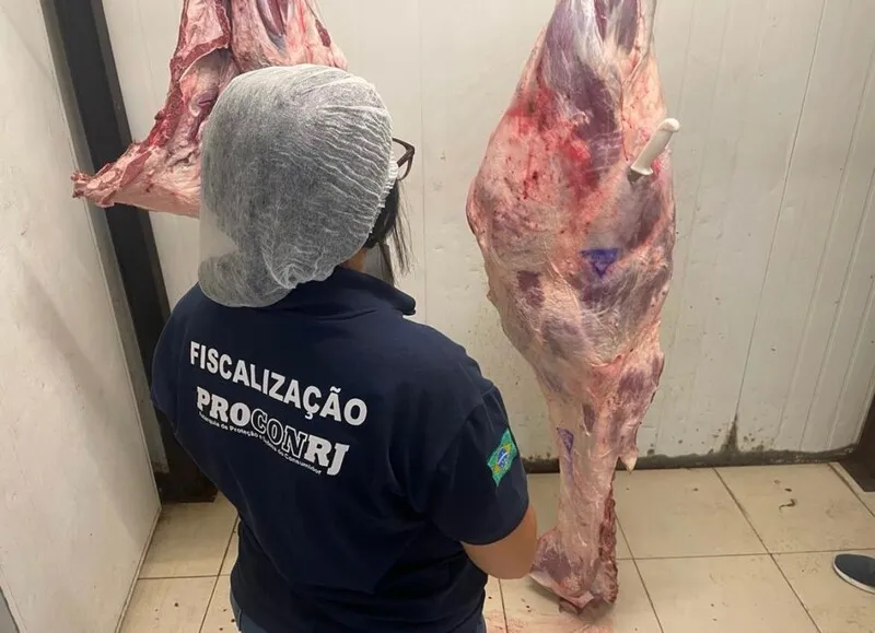 Açougue não tinha autorização para manipular carnes e outros alimentos de origem animal