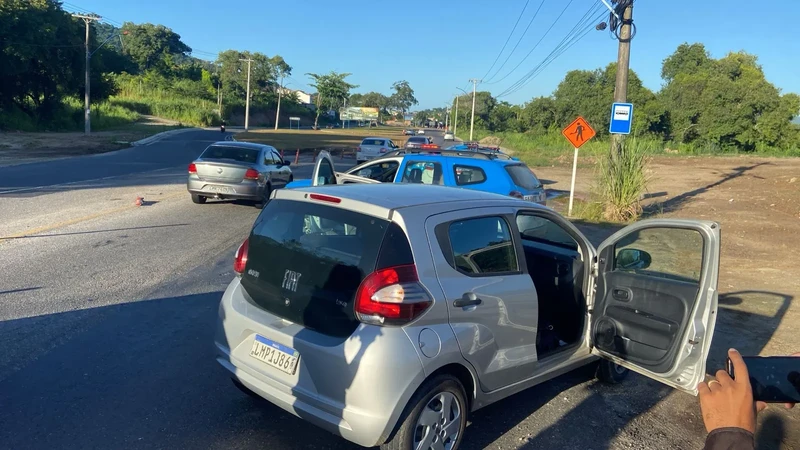 Carro foi aprrendido por policiais da 6ª Companhia Independente da Polícia Militar (6ºCIPM) subordinda ao 12ªBPM (Niterói)