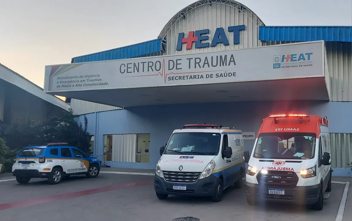 Vítimas foram levadas para o Hospital Alberto Torres