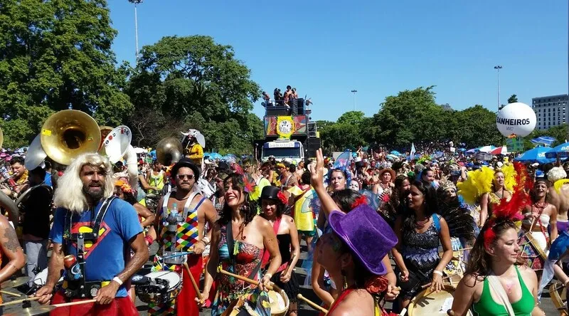 Carnaval de rua em Niterói começa neste final de semana
