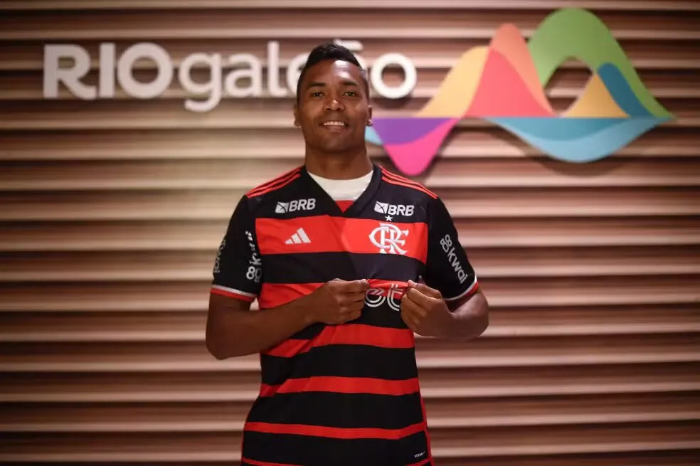 Jogador é o terceiro reforço rubro-negro para o segundo semestre