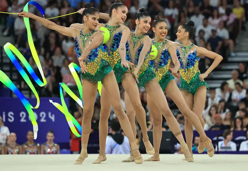 Brasil fica fora da final da ginástica rítmica por equipes