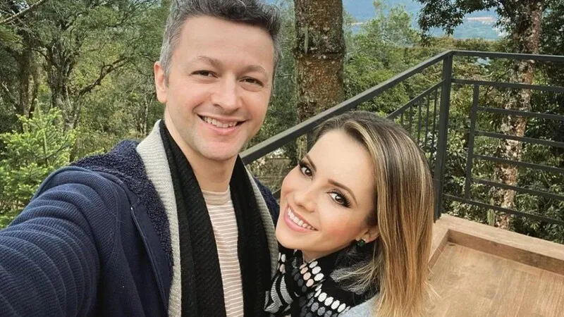 Ex-casal estava junto há 24 anos, com 15 anos de casados