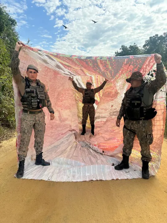 Artefato foi apreendido na Barra de Maricá