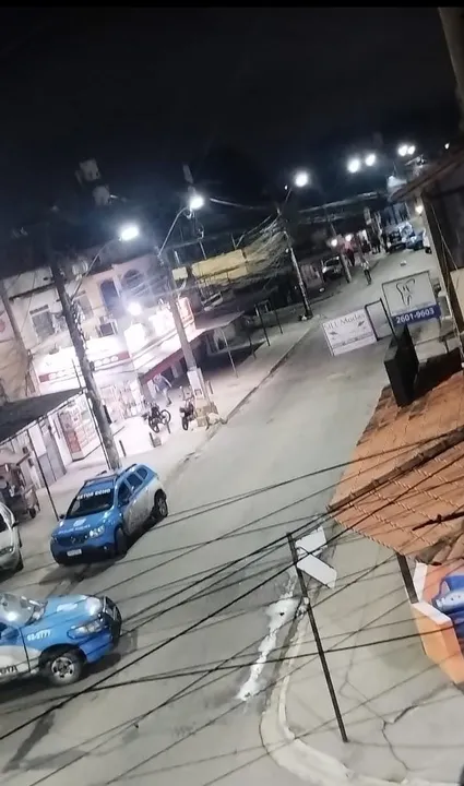 Veículo blindado da PM é atacado durante operação em São Gonçalo