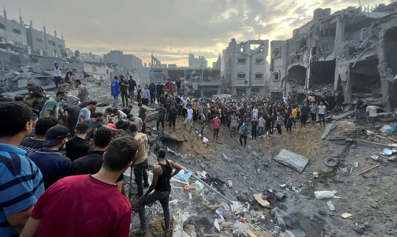 Na segunda lista divulgada na última quinta-feira (2), 576 estrangeiros foram autorizados a deixar Gaza