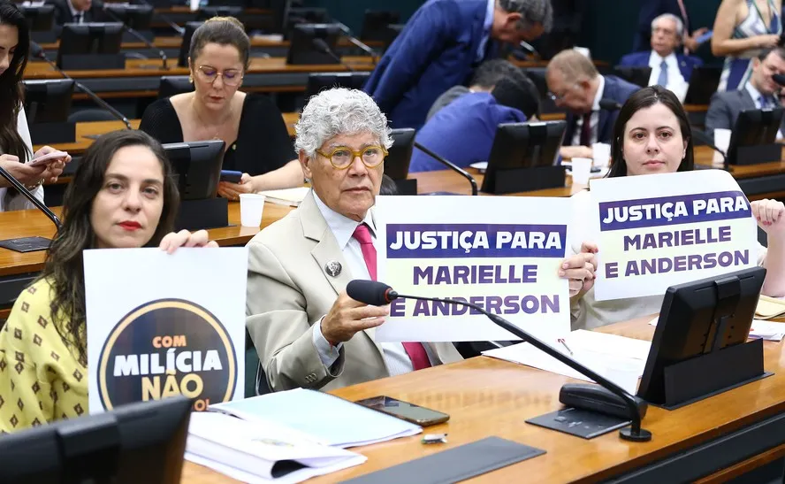 CCJ da Câmara realiza sessão para votar sobre prisão do deputado Chiquinho Brazão