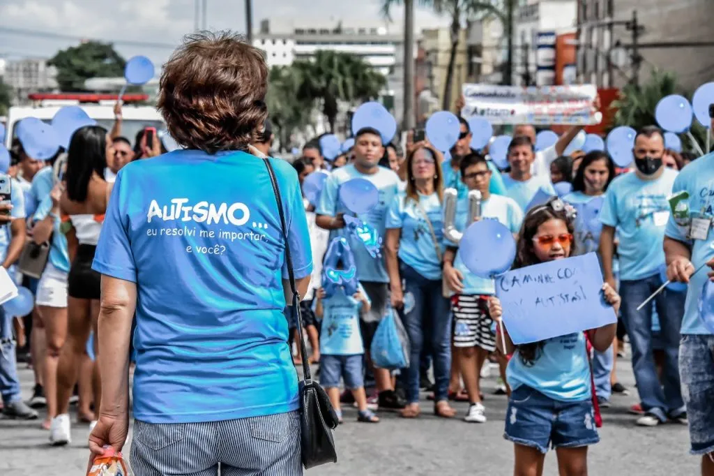 Caminhada pela conscientização do Autismo