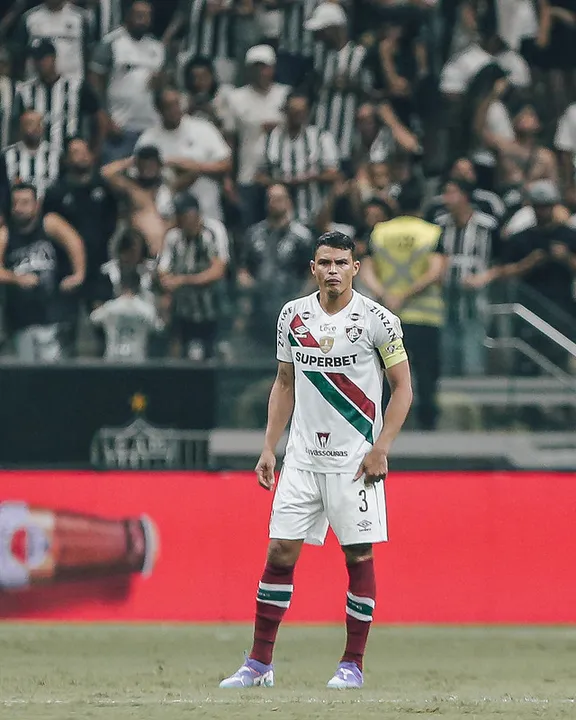 Thiago Silva pede apoio para salvar o Flu da zona do rebaixamento na reta final do Brasileirão