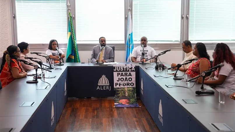 À frente do Colegiado, o deputado Prof. Josemar (PSol) reforçou a importância de os acusados irem a júri popular