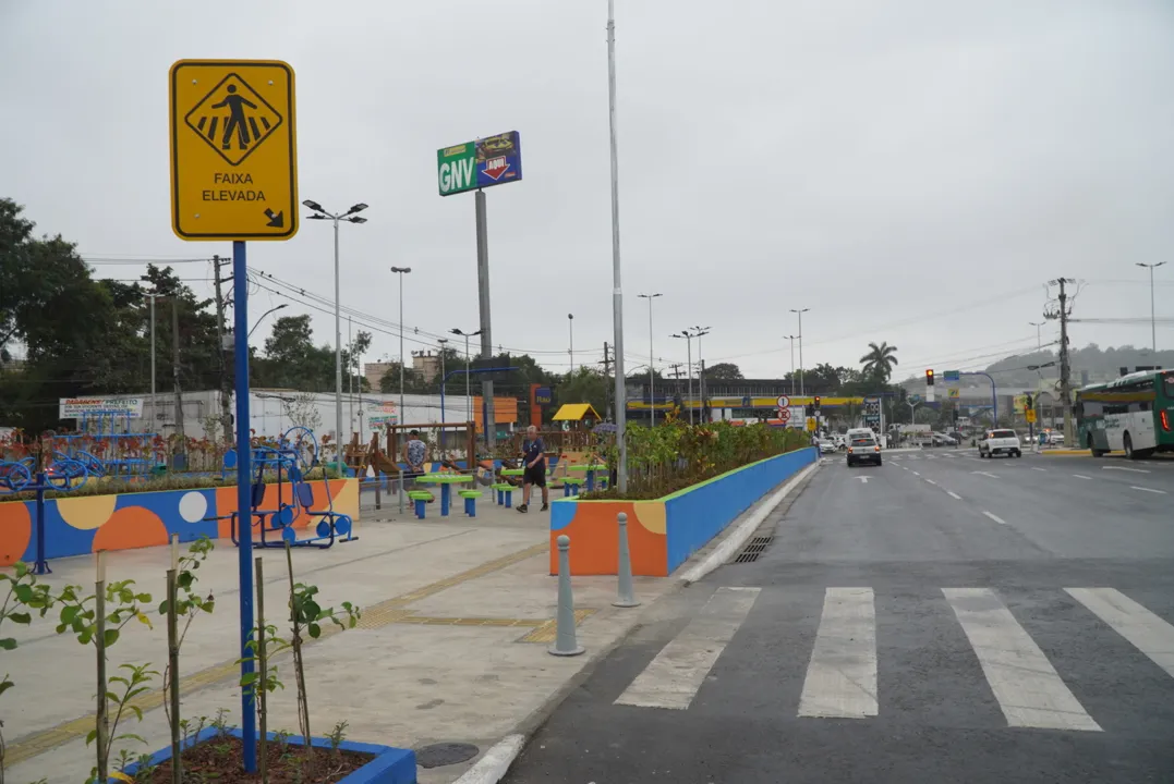 Praça do Colubandê é inaugurada com melhorias na infraestrutura e no trânsito