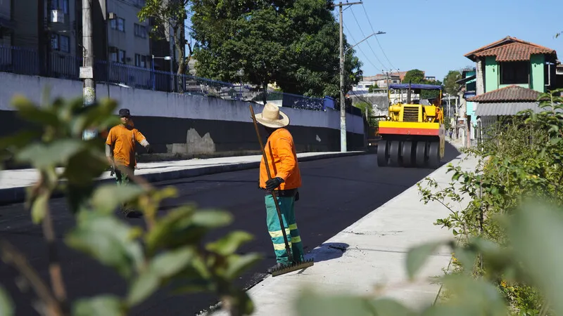 Na próxima semana, será iniciada a sinalização com as pinturas, instalação de placas e semáforos. Logo após, o desvio no trânsito será efetivado