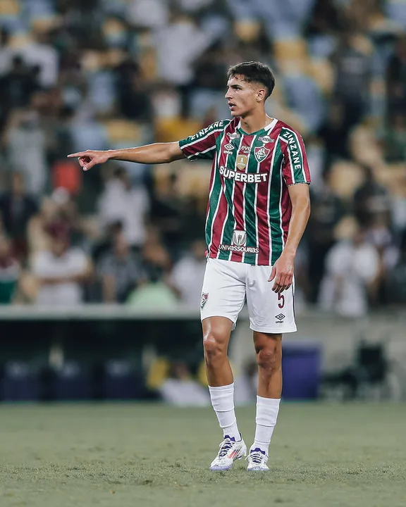 Bernal está fora da próxima partida do Fluminense, por suspensão, pelo Brasileirão