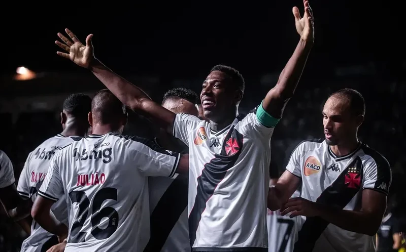 Léo Pelé marcou o primeiro gol do Vasco