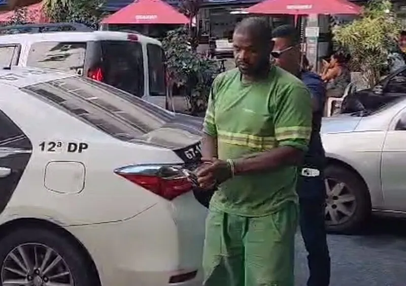 Jossiel foi levado por policiais para a 12ª DP (Copacabana)