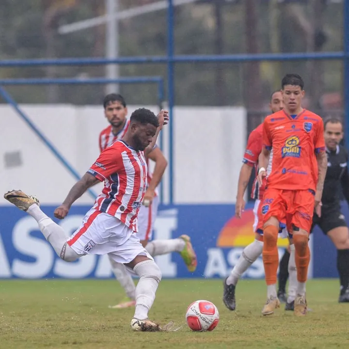 Primeira partida da final acontece no próximo sábado (17)