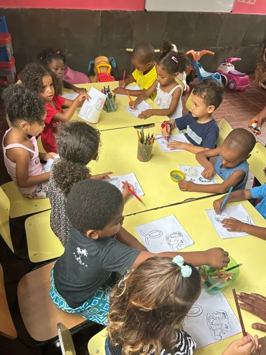 Escola, que funciona sem fins lucrativos, está sem água na cisterna e não tem recebido abastecimento regular