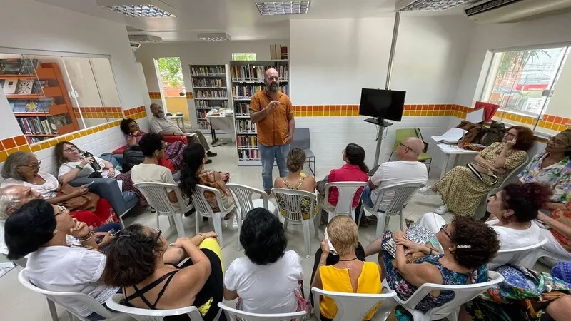 Curso acontece na Biblioteca Popular Municipal Anísio Teixeira, no Campo de São Bento