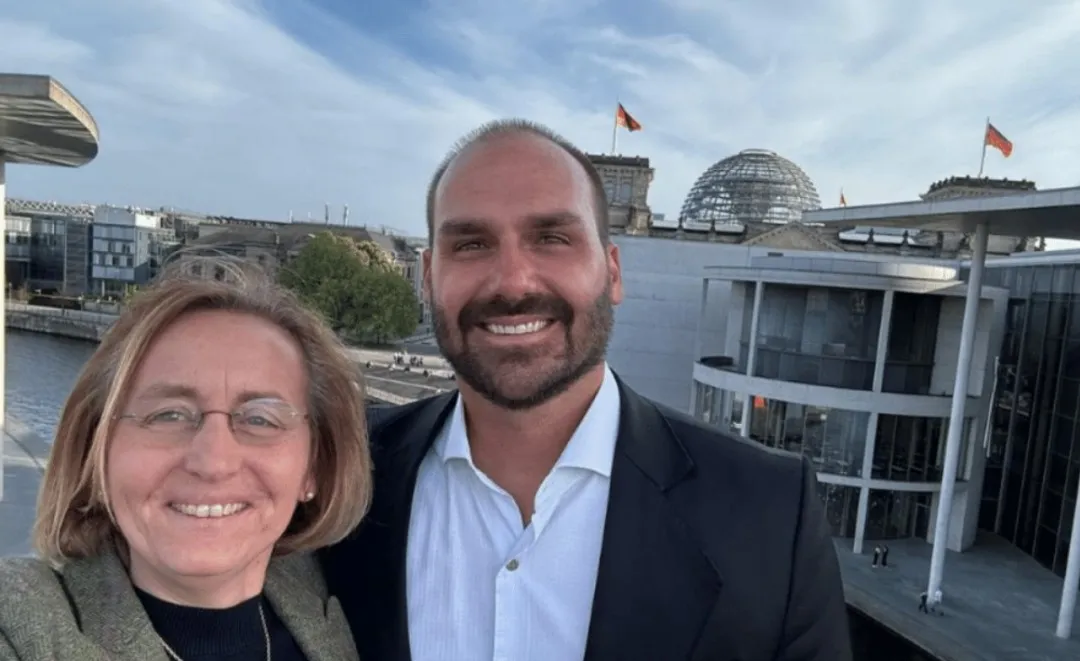 O deputado esteve no Parlamento Federal alemão, o Bundestag