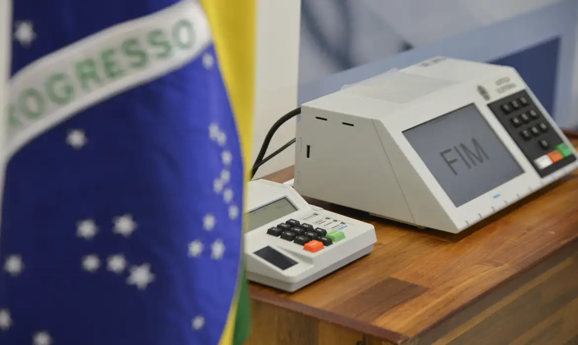 Mais de meio milhão de eleitores da Região dos Lagos foram às urnas exercer o direito ao voto