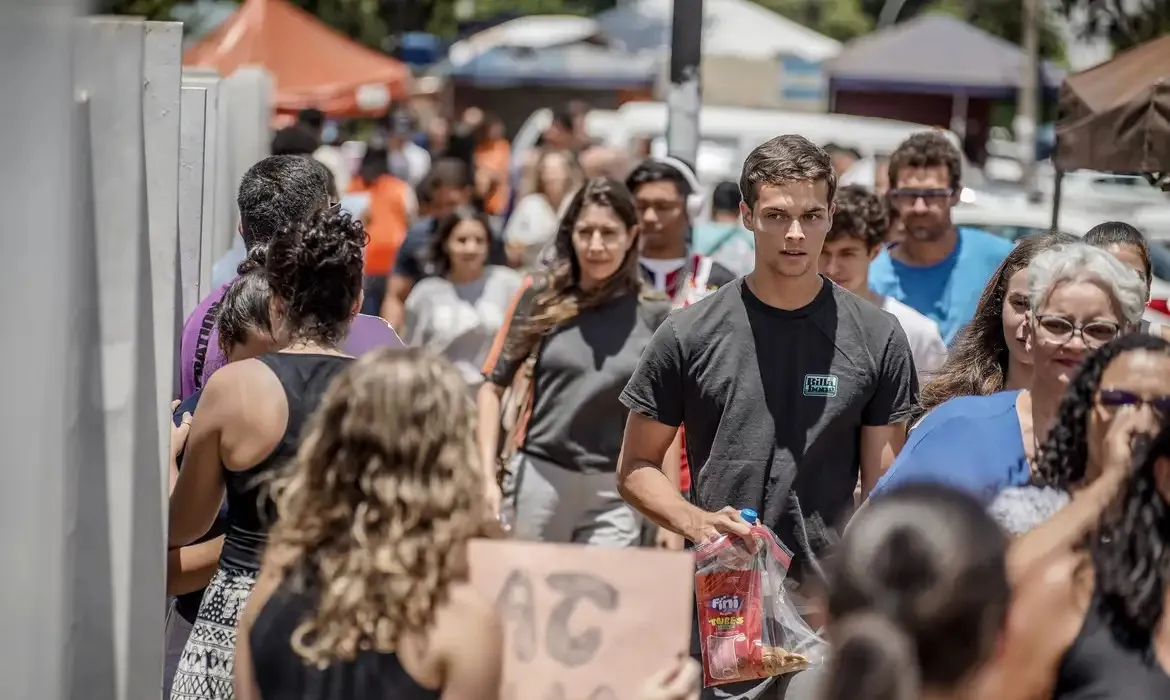 Do total de participantes da edição deste ano, a maior parte já terminou o ensino médio