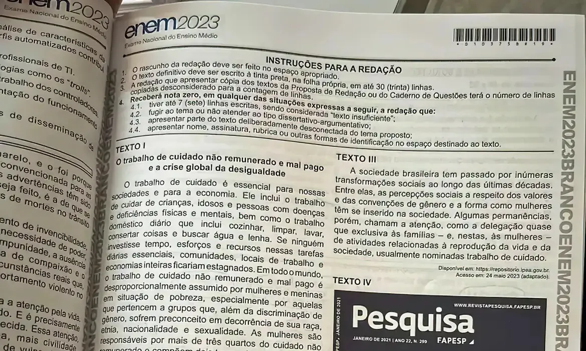 O material procura esclarecer dúvidas sobre critérios que fazem um texto ser bem qualificado no Exame Nacional do Ensino Médio (Enem)