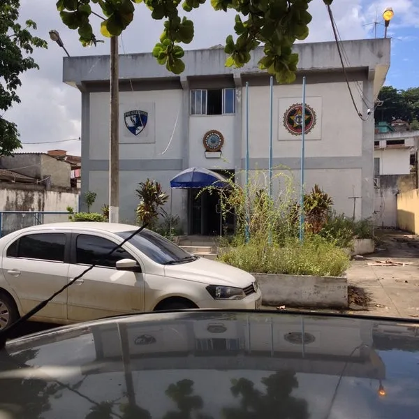 Policiais da DP de Belford Roxo participaram da operação