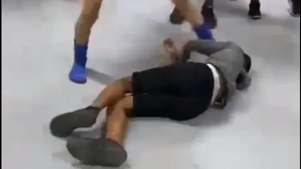 Estudante desmaiou após briga em área comum de um colégio no Rio