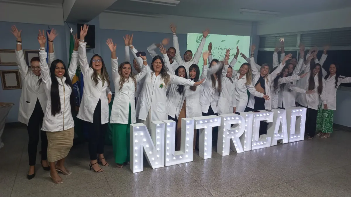 O evento é voltado para alunos do 1º período do curso, simbolizando o início da jornada acadêmica